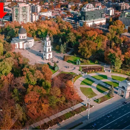 Cathedral Park Modern * Chisinau